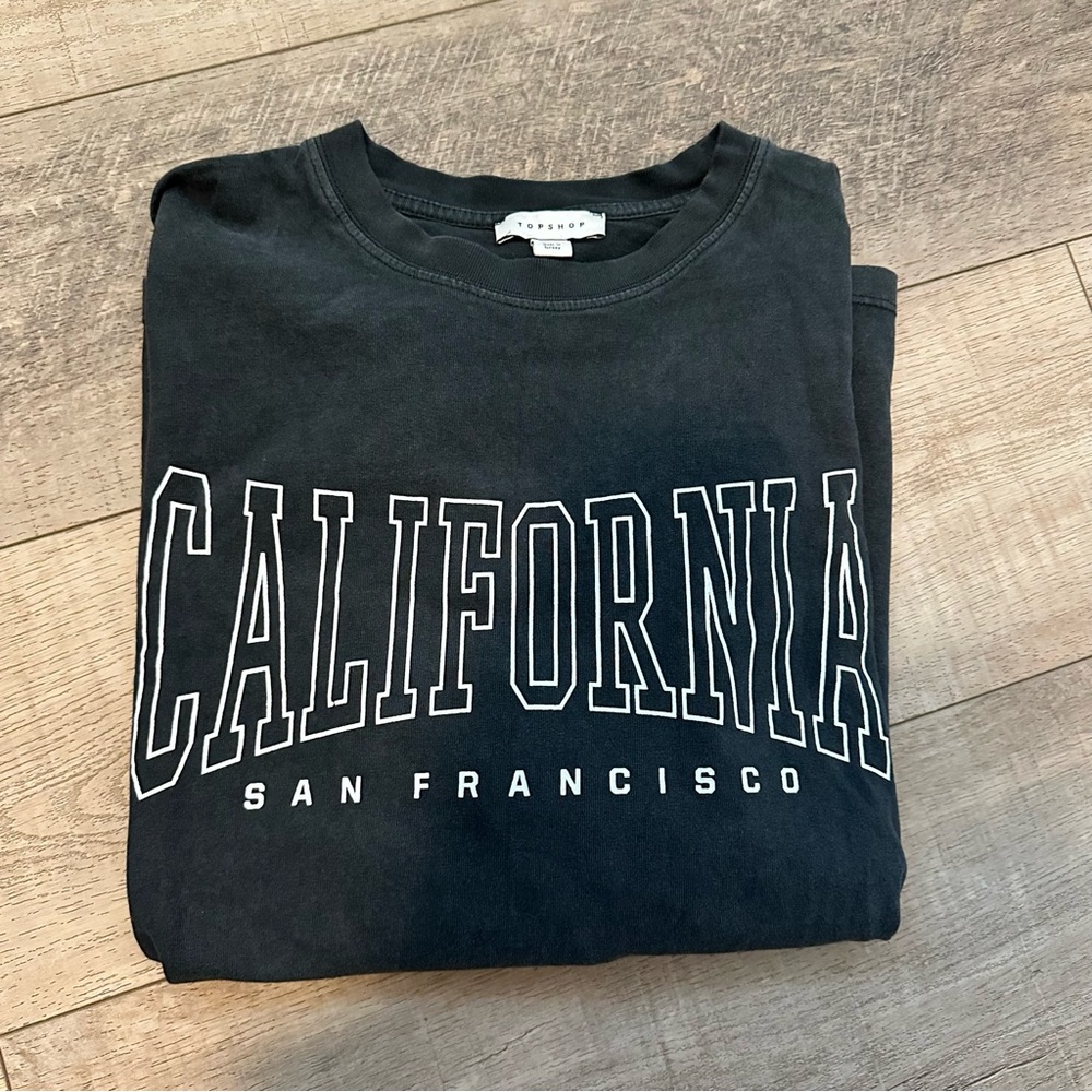 Graphic tee